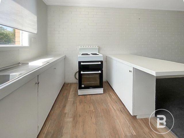 2/901 Gregory  Street, VIC 3350