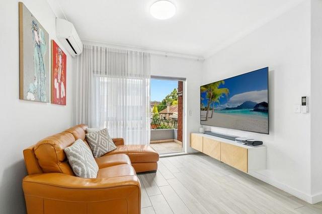 2/22 Shaftesbury Street, NSW 2218