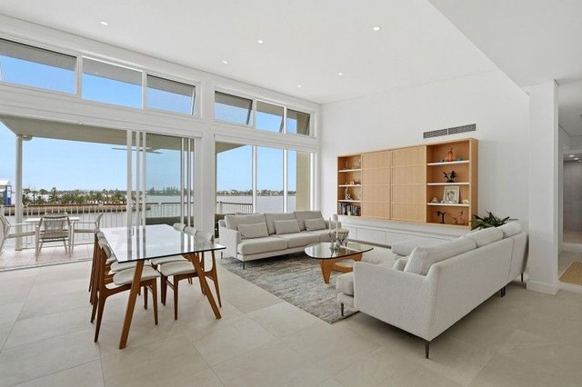 11/304 Wharf Road, NSW 2300