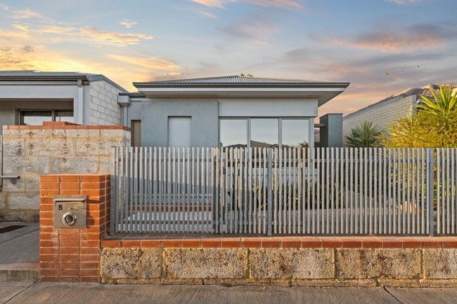 5 Perkins Drive, WA 6030