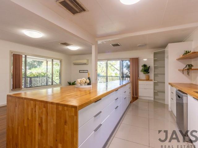 23 Russell Crescent, QLD 4825