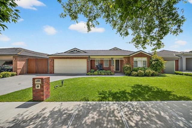 12 Woodchase Court, VIC 3977