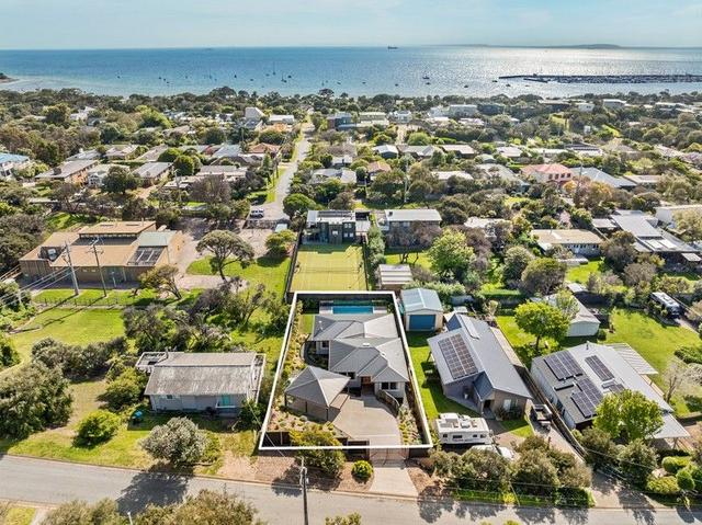 66 Seaview Street, VIC 3942