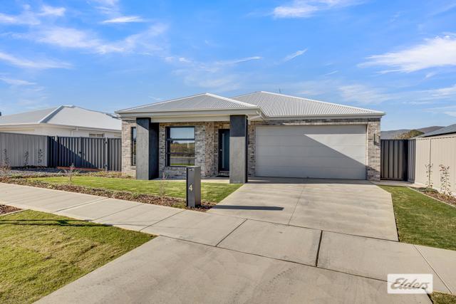4 Stobie Crescent, VIC 3691