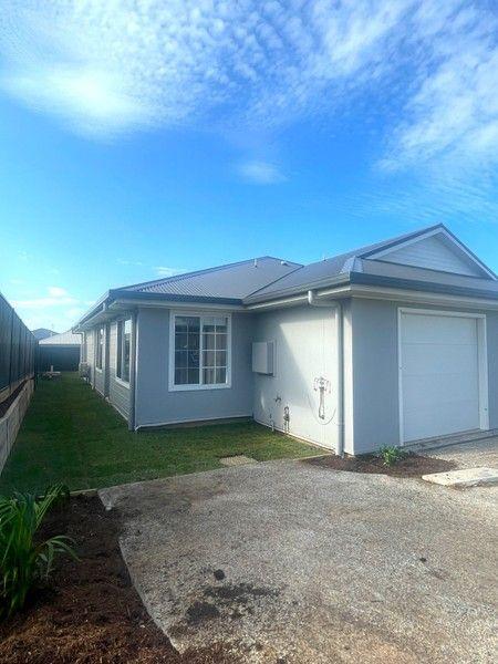 2/7 Auvergne Way, NSW 2430