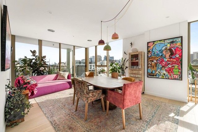 806/61 Cambridge Street, VIC 3066