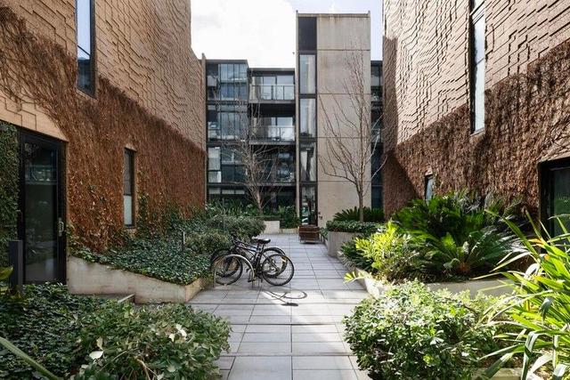 311/31 Napoleon Street, VIC 3066