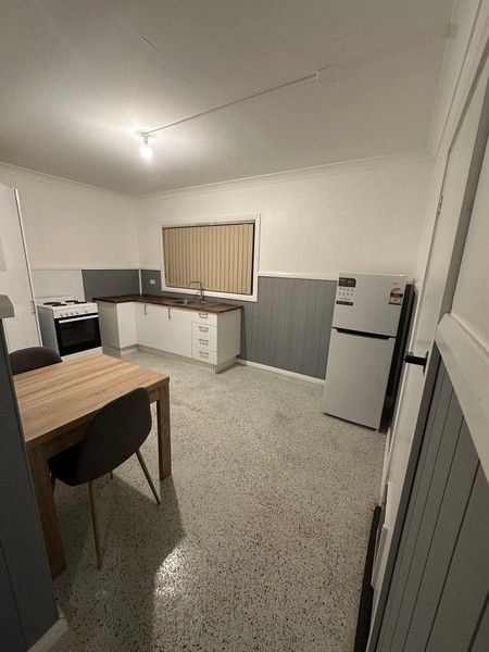 2 Grenfell Street, NSW 2871