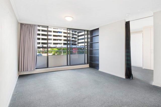 215/3 Herbert Street, NSW 2065