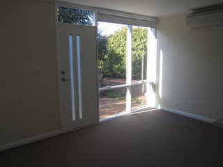 Lounge room unit A