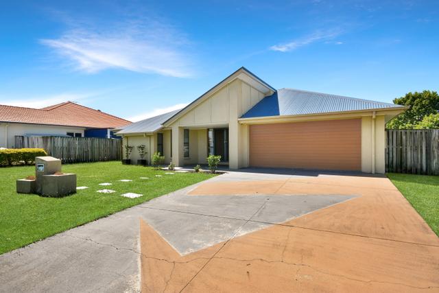 94 Golden Wattle Drive, QLD 4504