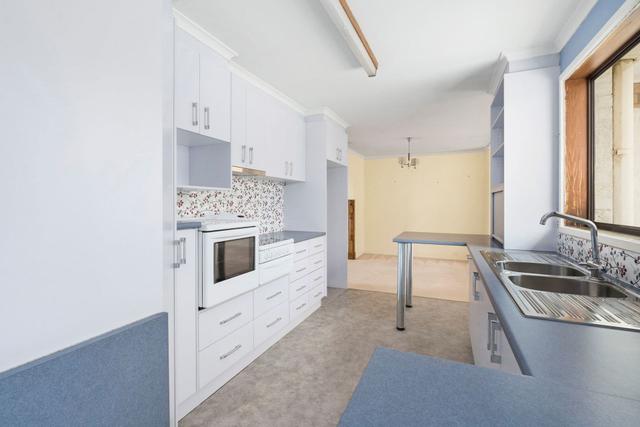 2 Pattinson Crescent, ACT 2615
