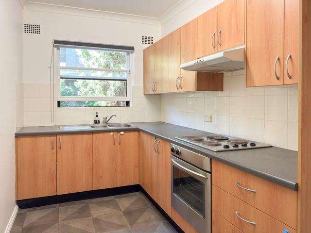 1/126 Burns Bay Road, NSW 2066