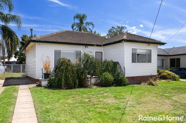 53 Tichborne Crescent, NSW 2650