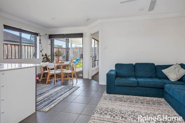 1 & 2/13 McGlinchey Crescent, NSW 2322