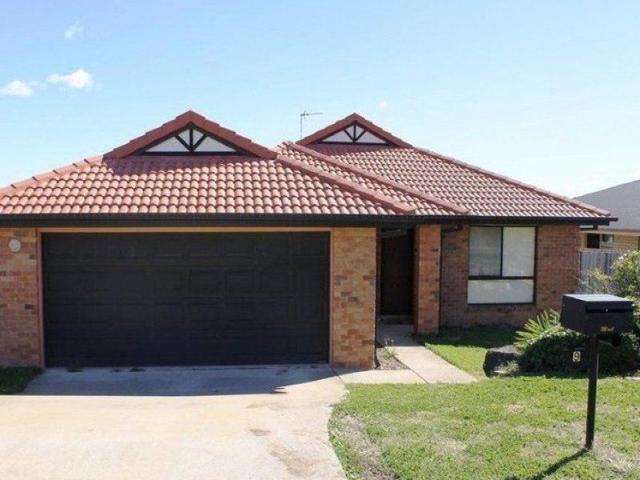 9 Wareena Cresent, QLD 4350
