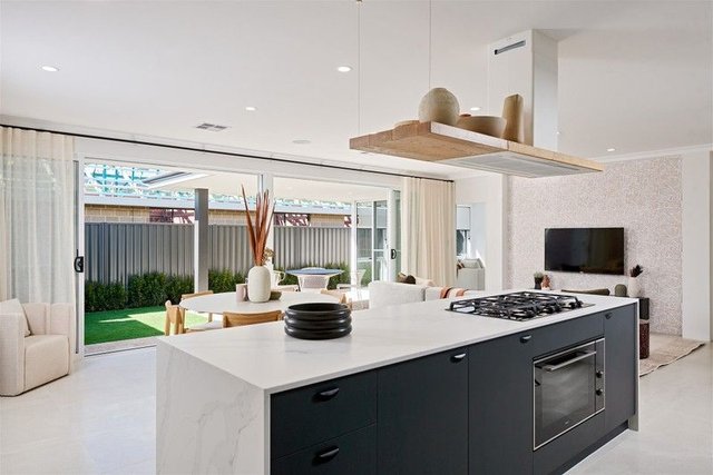 (no street name provided), WA 6035