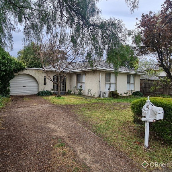 52 Douglas Avenue, VIC 3021