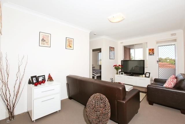 12/13 Bayley Street, NSW 2204