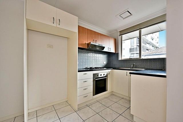 11/125 Victoria Street, VIC 3057