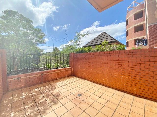 6/2 Macquarie Road, NSW 2144