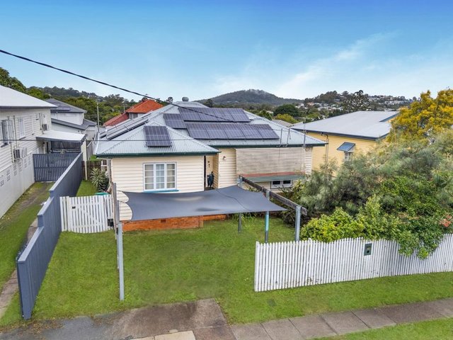 57 Holland Rd, QLD 4121