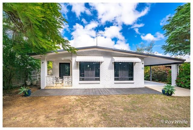 32 Coolwaters Esplanade, QLD 4703