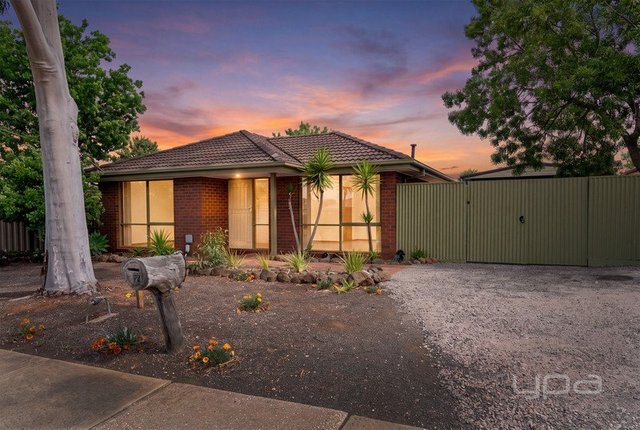 74 Kurunjang Drive, VIC 3337
