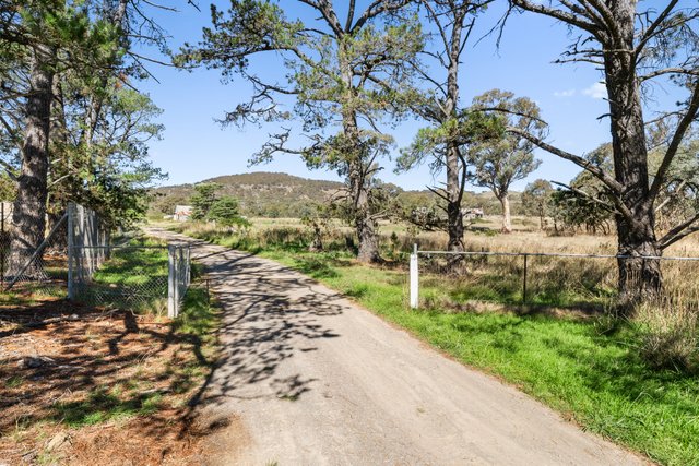 267 Spring Range Road, NSW 2618