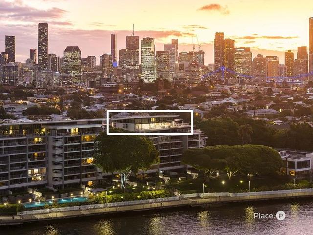1821/22 Refinery Parade, QLD 4005