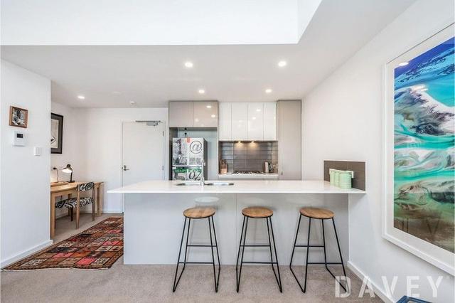 6/24 Lawley Street, WA 6020