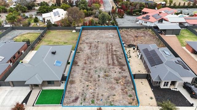 30 Caspian Street, VIC 3631