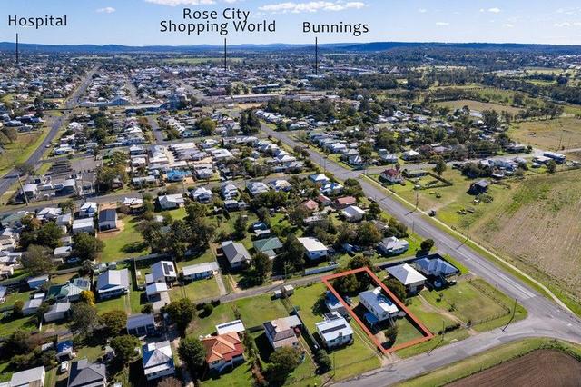 1 River Terrace, QLD 4370