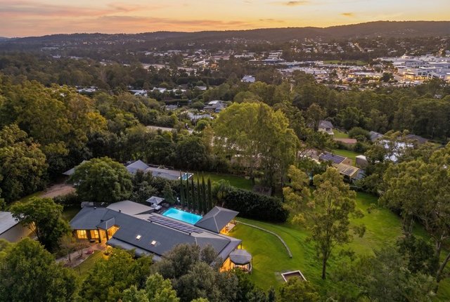 14 Ridge Road, QLD 4128