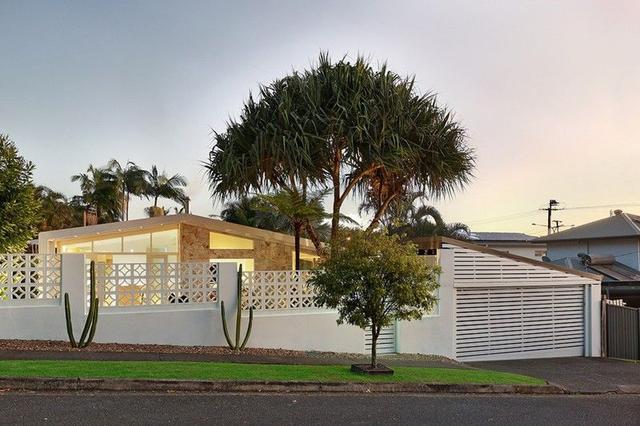 22 Page Parade, QLD 4220