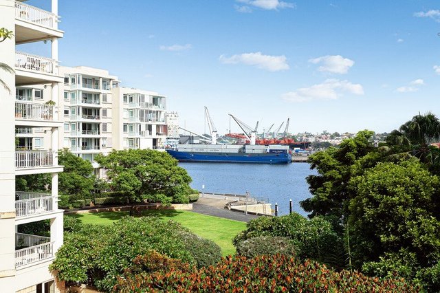 404/36 Refinery Drive, NSW 2009