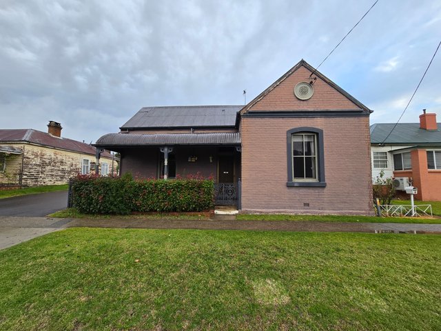 84 Rossi Street, NSW 2582