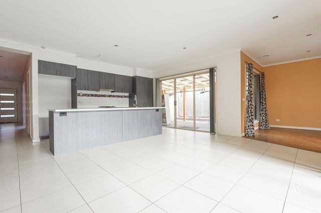 21 Urban Drive, VIC 3027