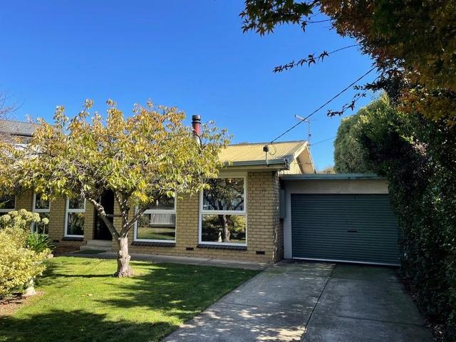 14 Farrell Street, VIC 3438