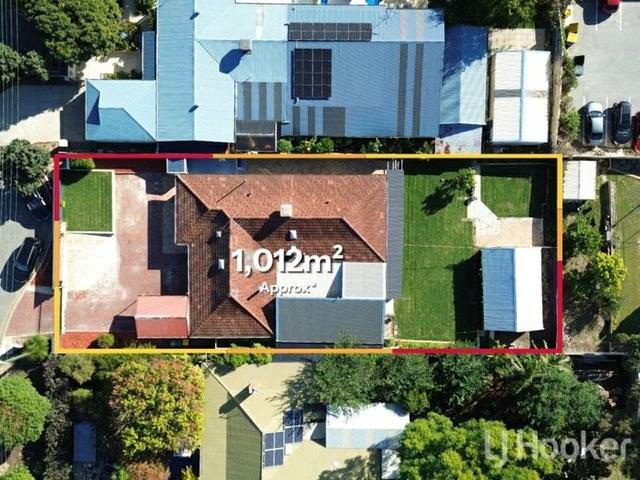 8 Armitage Road, WA 6111