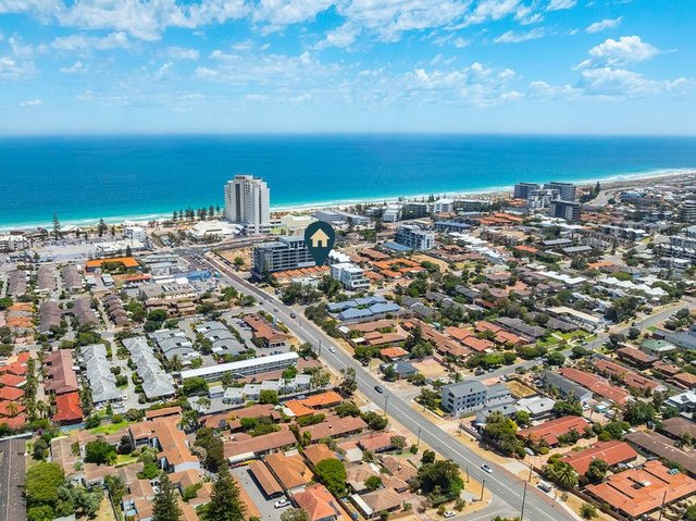 7/26 Scarborough Beach Road, WA 6019