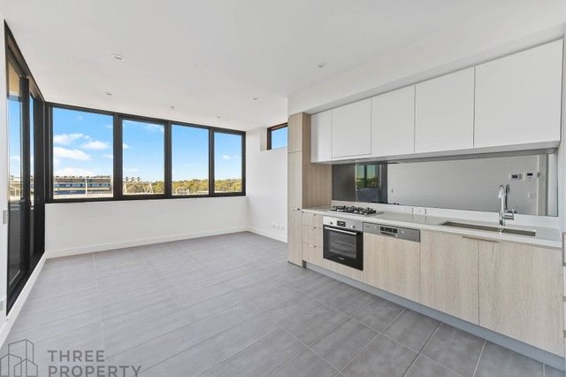 204/4 Foreshore  Boulevard, NSW 2230
