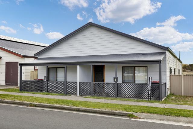 2/16 Wallace Street, NSW 2580
