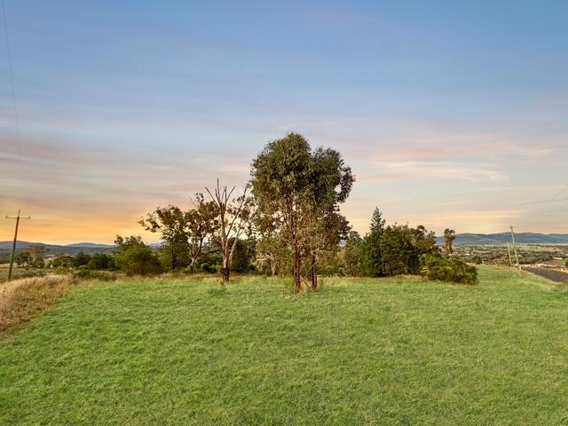 1 Grandview Place, NSW 2343