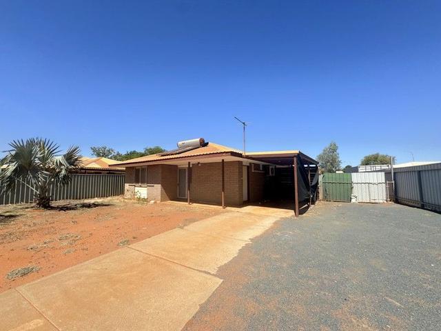 6 Yanderra Crescent, WA 6722