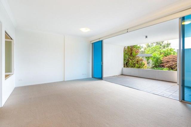 102/30 Paradise Island, QLD 4217