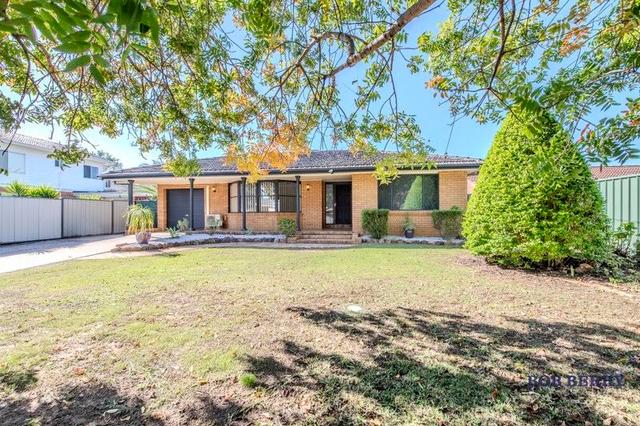 4 Gundarra Street, NSW 2830
