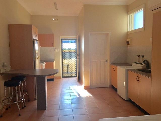 1A/25 Rochester Street, NSW 2140