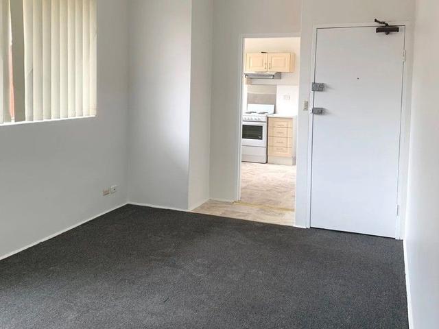 2/14 Willeroo Street, NSW 2195