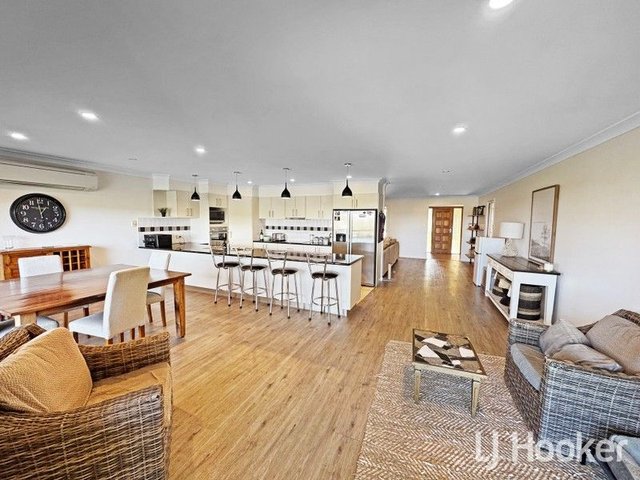 24 Coolibah Drive, NSW 2360